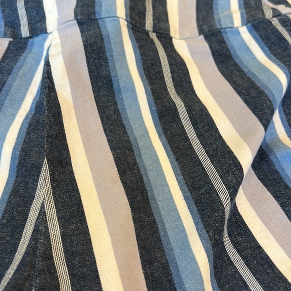 Lisette L Stripped Thinny cropped pant 🌟Host Pick🌟 - Picture 6 of 6